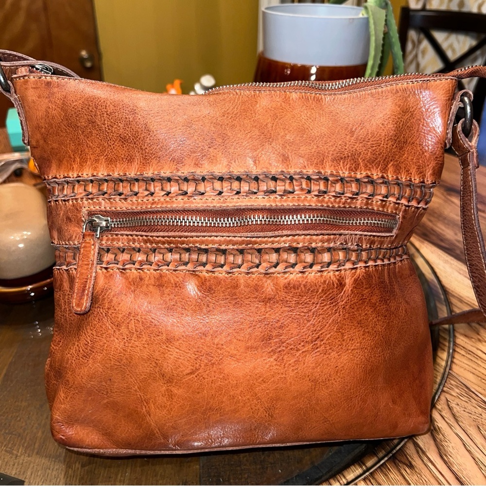 Vilenca Holland brown leather braided crossbody shoulder purse